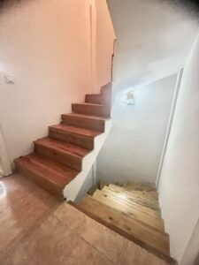Gültepe mahallesinde Albayrak Meydanı Satılık Triplex