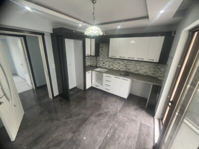 FESLEĞEN MAHALLESİNDE 3+1 ARAKAT 5 YILLIK SATILIK DAİRE